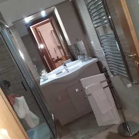 Casa Antonia * אנה קאפרי
